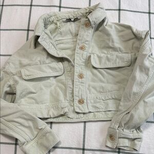 Zara Women’s Light Green Cropped Jacket